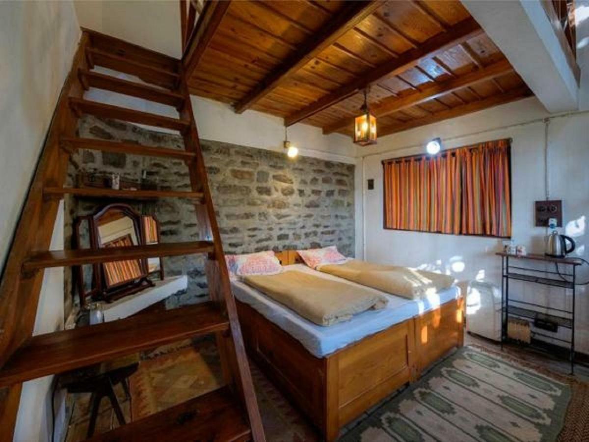 Jungle Lore Birding Lodge Nainital Buitenkant foto
